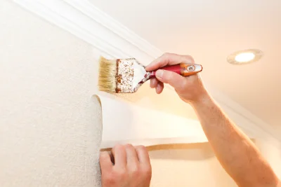 Pose de papier peint à Sablons — revêtements muraux et toiles de verre